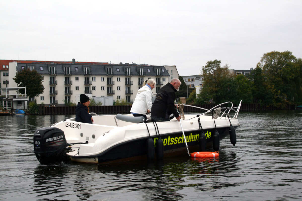 Sportbootführerschein Motorboot Berlin